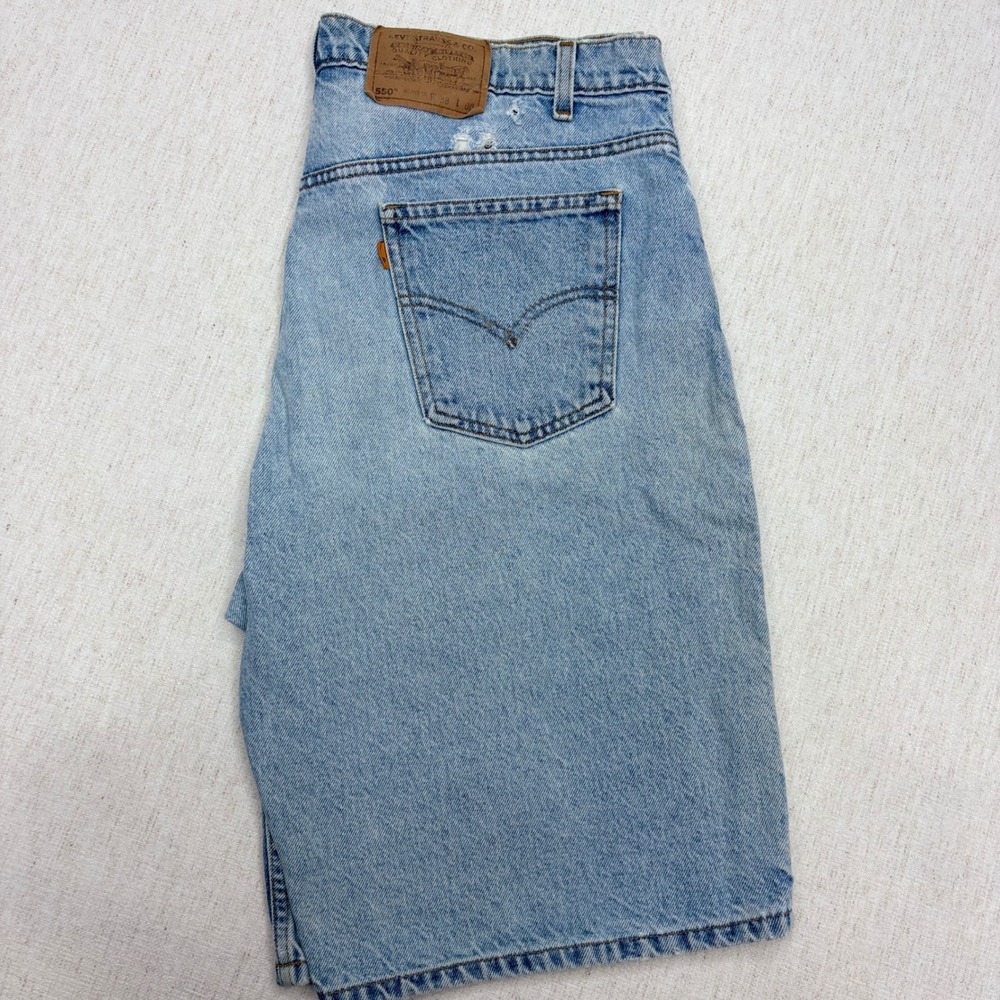 Vintage 90s Levis 550 Relaxed Fit Shorts Light Wash Orange Tab Men 38 Distresse
